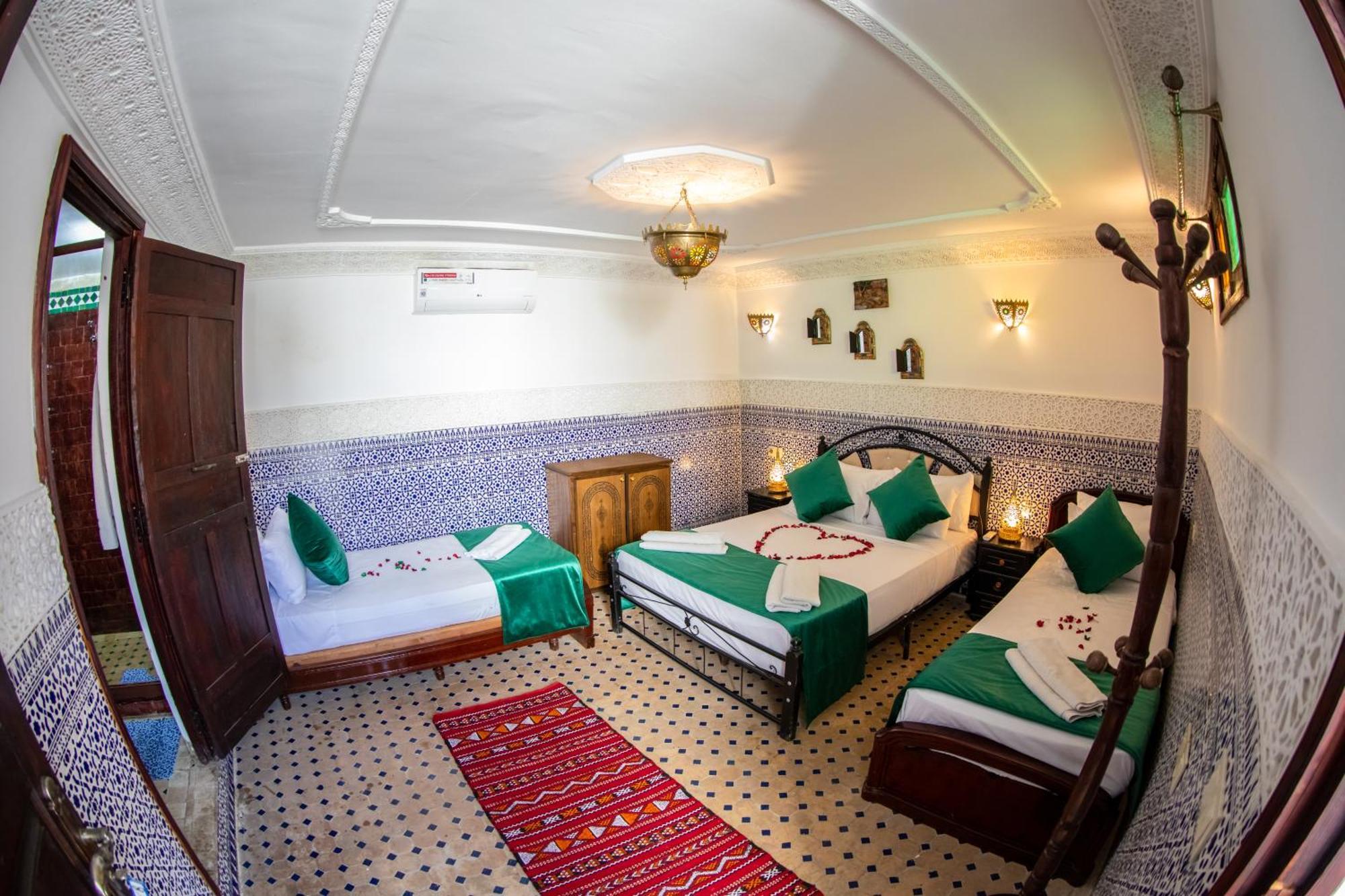 Hotel Dar Amir Fez Esterno foto